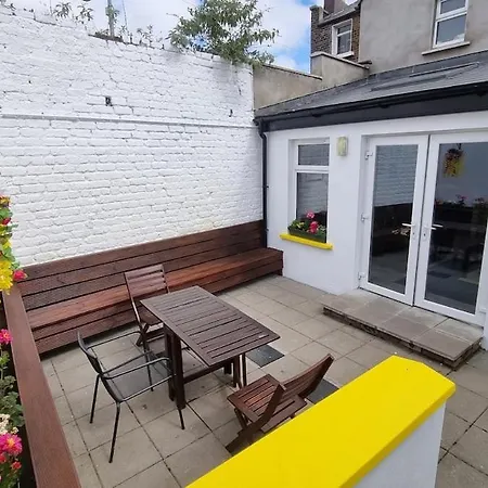 Modern Centre * דבלין