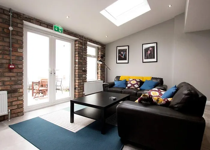 Modern Centre * Dublin